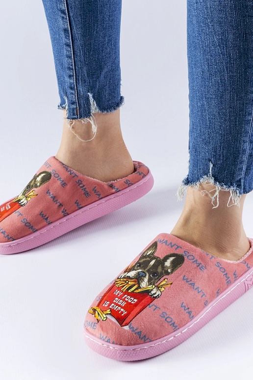 Pantuflas suaves de color rosa oscuro...