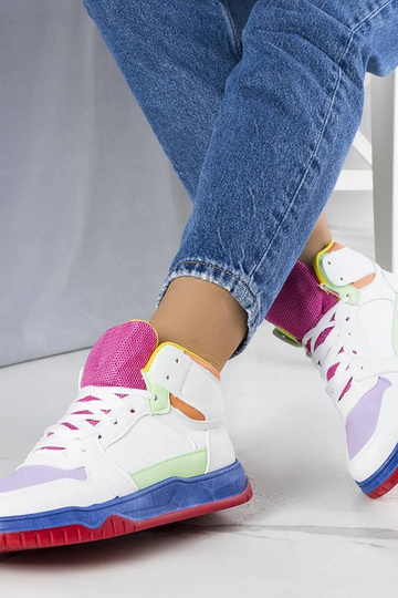 Las zapatillas altas de... 2