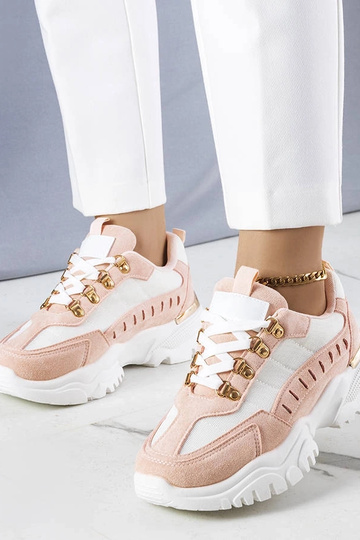 Las zapatillas blancas y rosas de Mindy