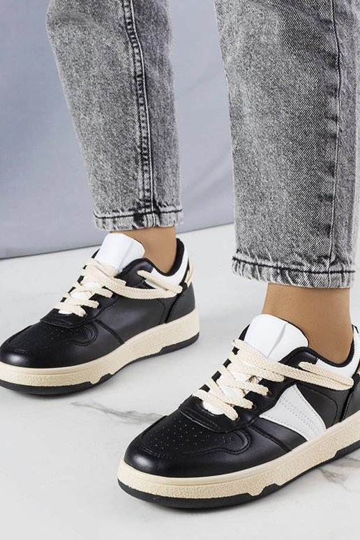 Zapatillas negras de mujer Marcella