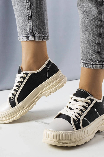 Zapatillas de plataforma negras Nichole