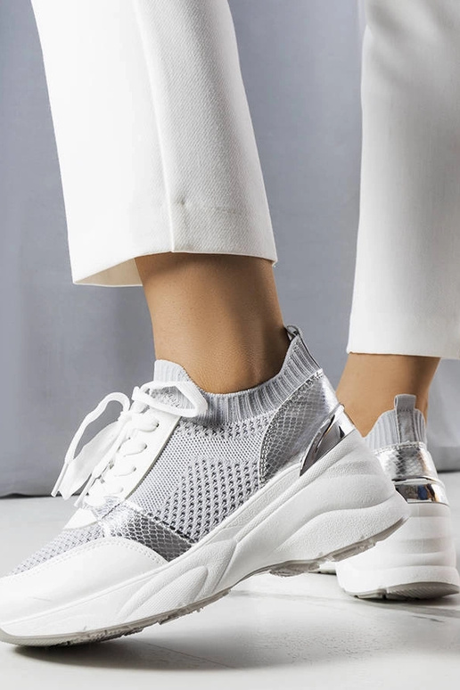 Zapatillas de cuña grises de Ann