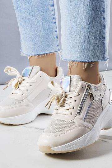 Zapatillas de cuña beige... 2