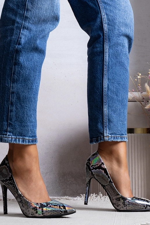 Tacones de charol plateados Ella