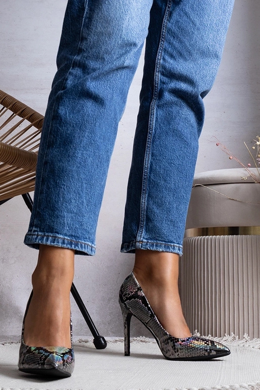 Tacones de charol plateados Ella