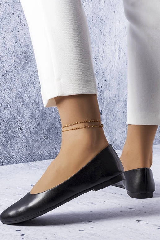 Bailarinas negras con plantilla de... Bailarinas negras con plantilla de...