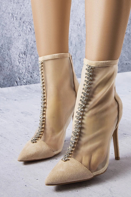 Botines color arena con piedras de...