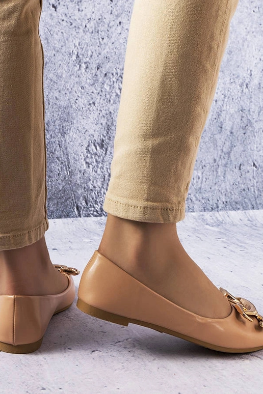 Zapatos color arena oscuro con...