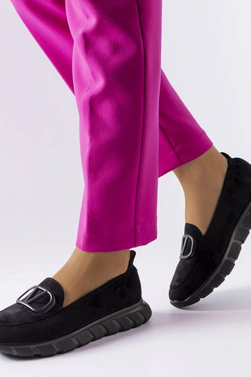 Zapatillas deportivas...