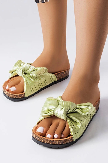 Chanclas verdes con lazo de...