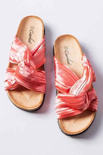 Chanclas rosas decoradas con tejido Fresne 2