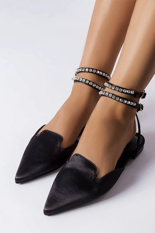 Sandalias de satén negro Hewes