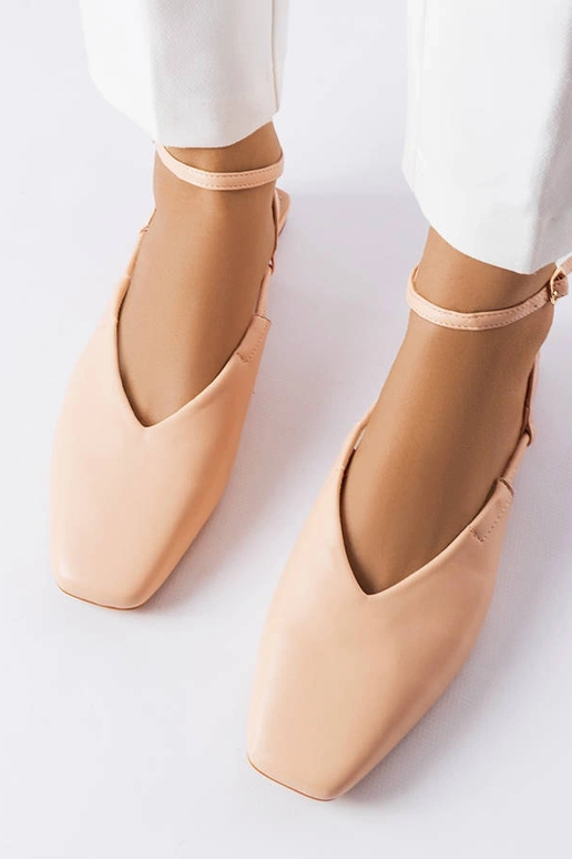 Sandalias rosas de punta cerrada Jehová