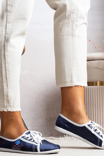 Zapatillas Woodstock para mujer en color azul marino