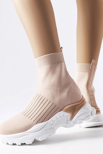 Zapatillas beige con parte...