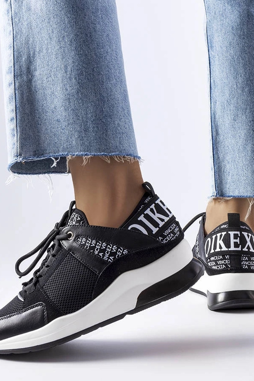 Zapatillas Vinceza en blanco y negro