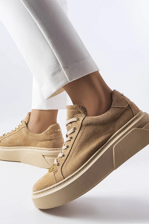 Zapatillas deportivas de gamuza color... Zapatillas deportivas de gamuza color...