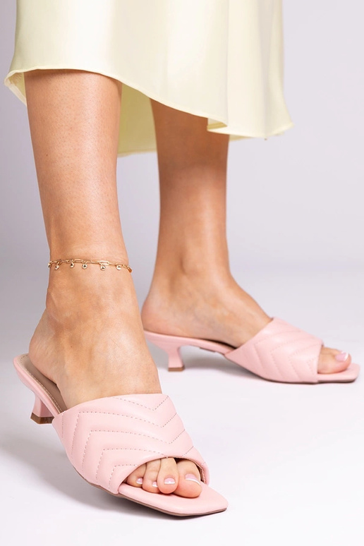 Zapatillas rosas de tacón bajo, "Launay"