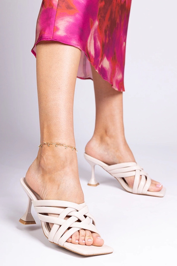 Zapatillas elegantes color...