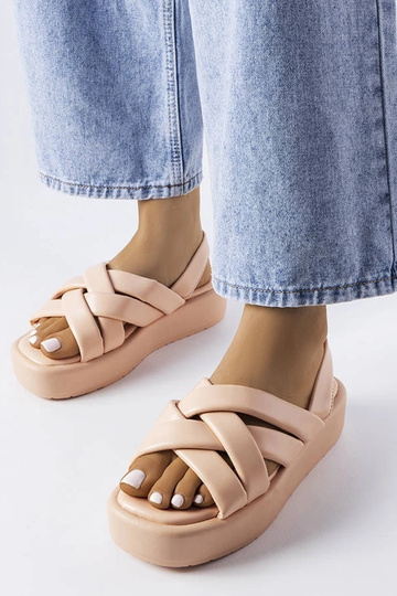 Sandalias de plataforma con forma de herradura en color rosa