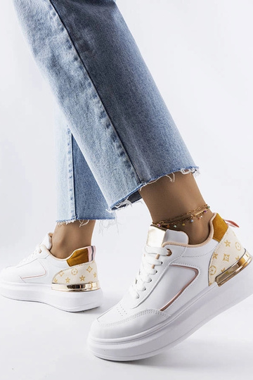 Zapatillas blancas con aplicaciones beige Margarita