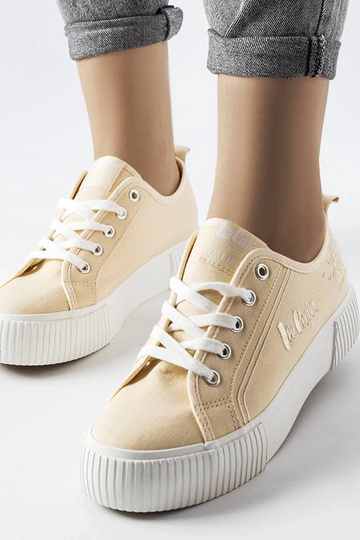 Zapatillas deportivas Lee Cooper en color beige LCW-23-31-1808L