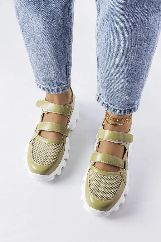 Zapatillas verdes con suela Djurs... Zapatillas verdes con suela Djurs...