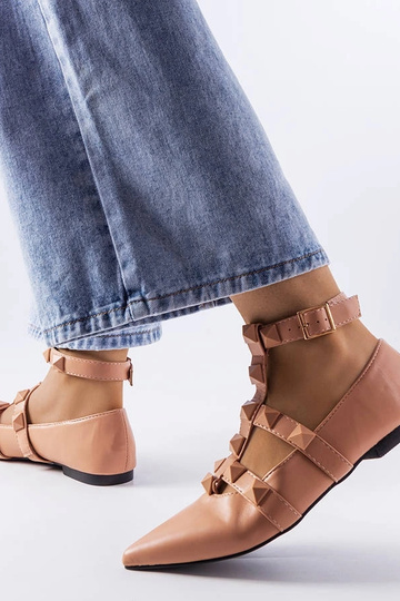 Bailarinas beige con un llamativo cierre Blur 2