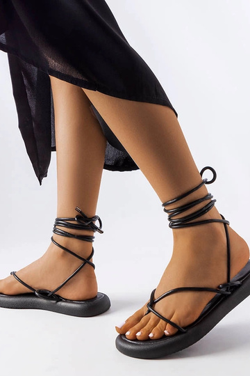 Sandalias negras con cordones Laurence 2