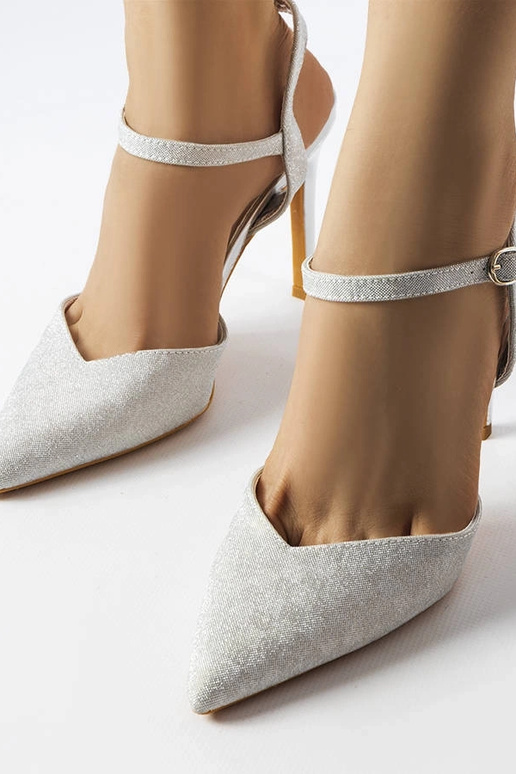 Tacones Gallia plateados brillantes