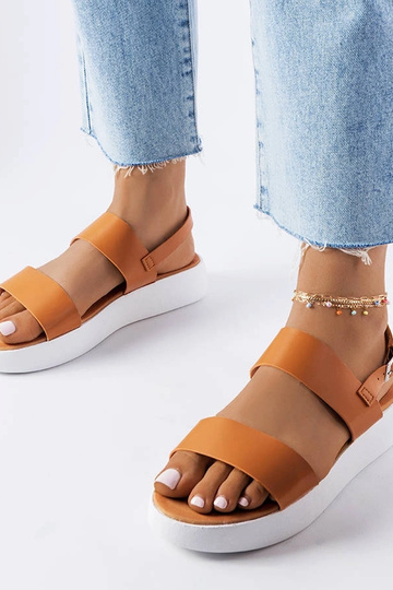 Sandalias de plataforma Isaac color marrón 2