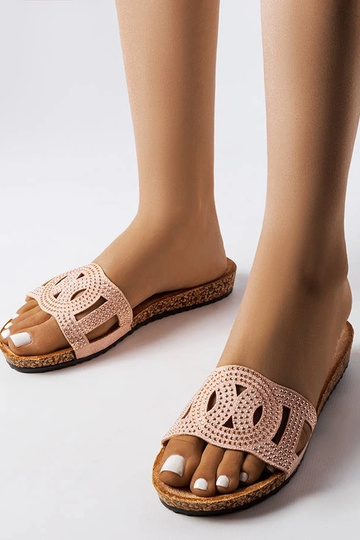 Chanclas rosas decoradas con pedrería Lagacé