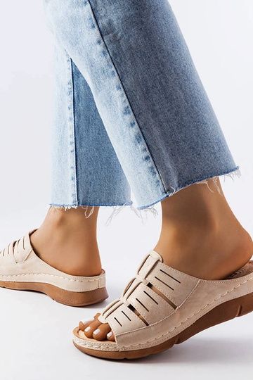 Cuñas de jersey beige 2