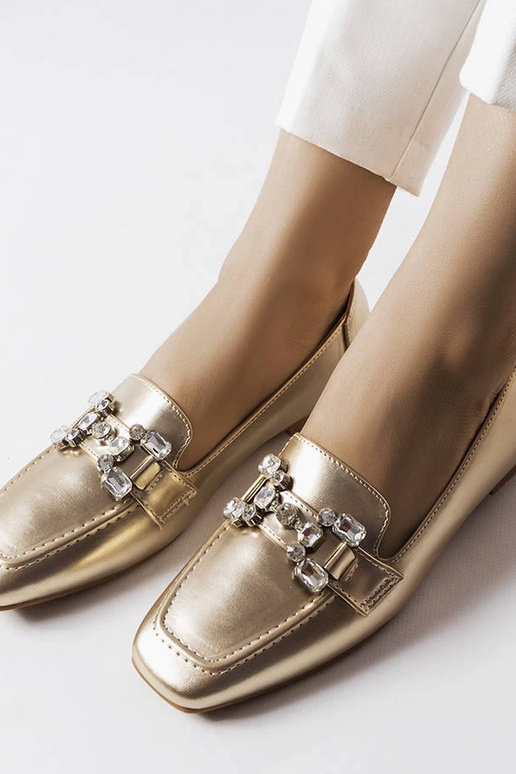 Mocasines dorados con circonitas...