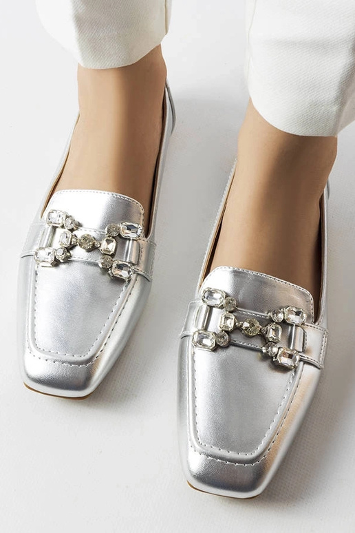 Mocasines de plata con circonitas...