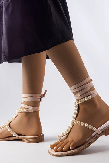 Sandalias beige con perlas Graystone 2