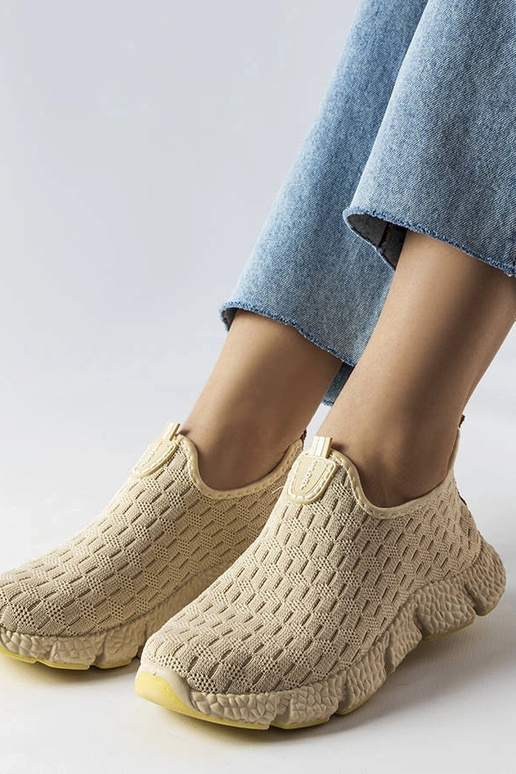 Zapatillas deportivas sin cordones... Zapatillas deportivas sin cordones...