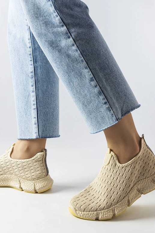 Zapatillas deportivas sin cordones... Zapatillas deportivas sin cordones...