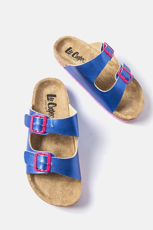 Chanclas azules, "Lee Cooper...