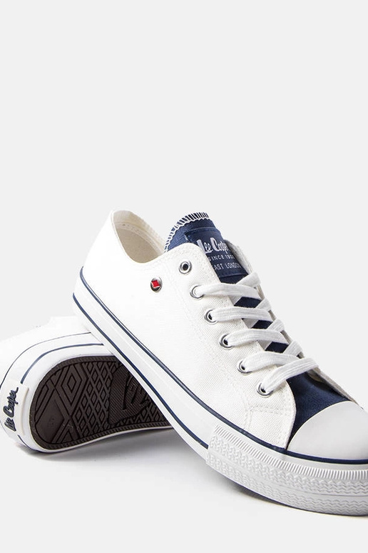 Zapatillas blancas Lee Cooper...