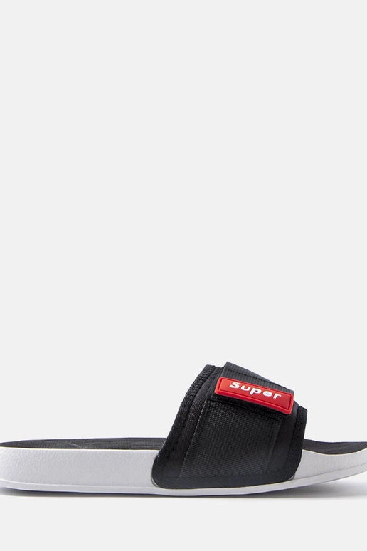 Chanclas negras ajustables con velcro...