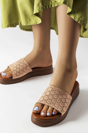 Sandalias rosas caladas con circonitas Irvine 2