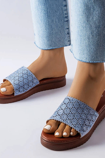 Sandalias azules caladas con circonitas Irvine