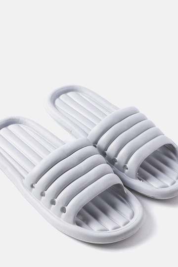 Chanclas grises para hombre...