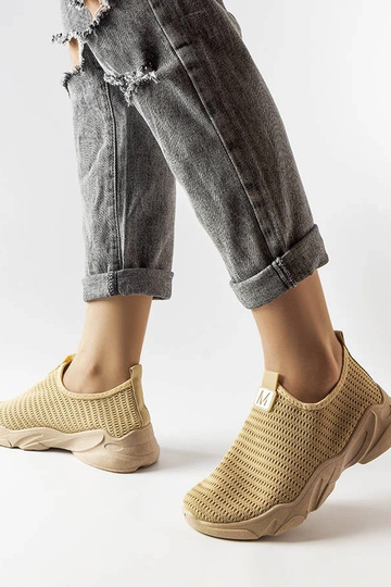 Zapatillas sin cordones Azalee en beige oscuro para mujer 2
