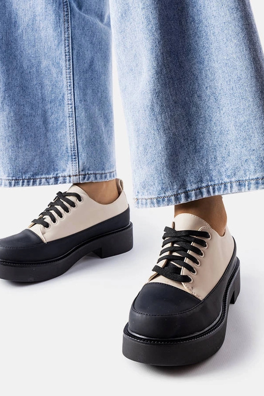 Zapatos planos beige Merico