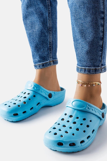 Zapatillas de punta cerrada... 2
