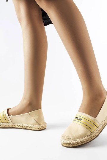 Alpargatas beige Big Star LL274895