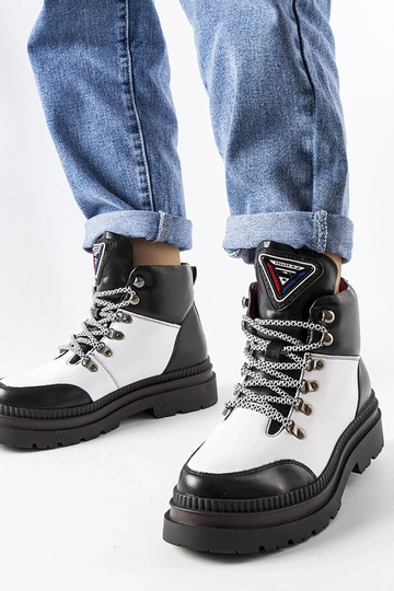 Botas aislantes Solofra en blanco y negro