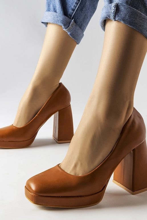 Zapatos de tacón alto Mailly de color... Zapatos de tacón alto Mailly de color...